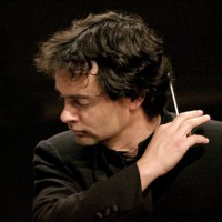 El Centro Cultural Miguel Delibes acoge mañana el concierto de la Orquesta Sinfónica del COSCyL dirigida Alejando Posada