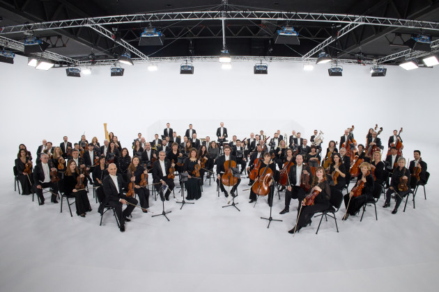 Orquesta y Coro de RTVE.